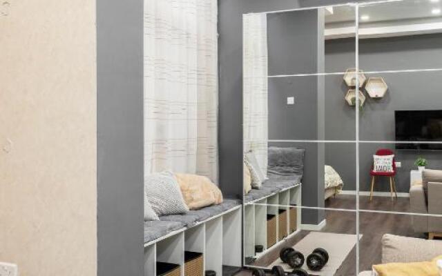 Pearl Pad - Stylish Seaside Duplex Apartment with HOT TUB - Sliema