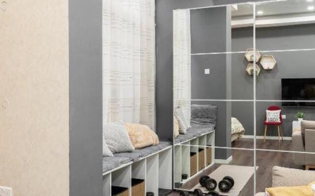 Pearl Pad - Stylish Seaside Duplex Apartment with HOT TUB - Sliema