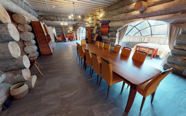 Kakslauttanen Arctic Resort