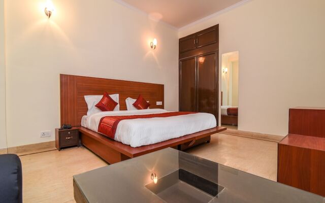 OYO 15376 Purple Star Hotel