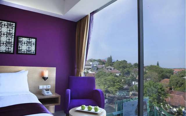 Grand Edge Hotel Semarang