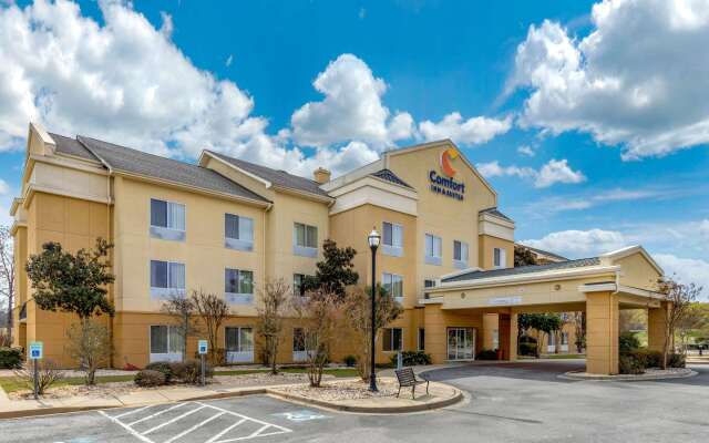 Comfort Inn & Suites Camden