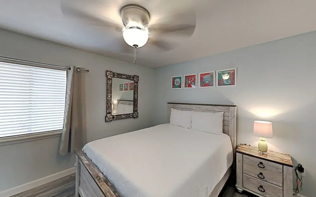 Edgewater West by Luxury Gulf Rentals