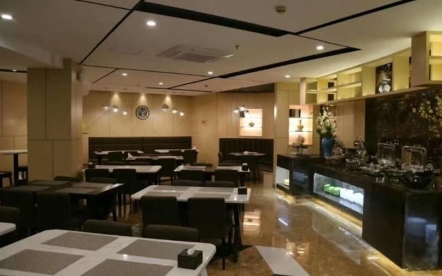 GreenTree Inn Yangzhou Gaoyou Municipal Government Business Hotel