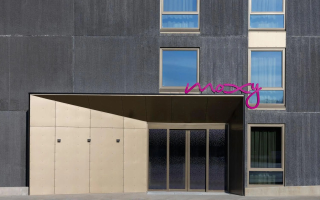 Moxy Tromso