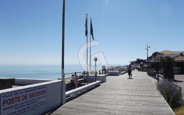 Appartement La Tranche-sur-Mer, 2 pièces, 4 personnes - FR-1-357-69