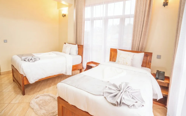 Skylark Hotel
