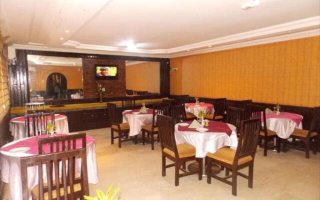 Savannah Suites
