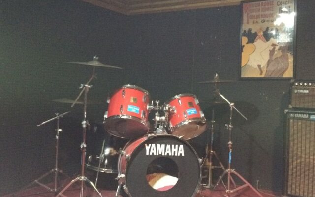 Music Oasis Snow Angel in Kitashiga