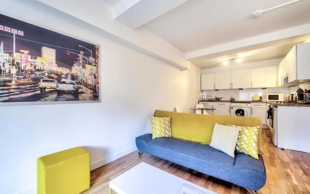 Stylish Central Apartment Near Royal Mile