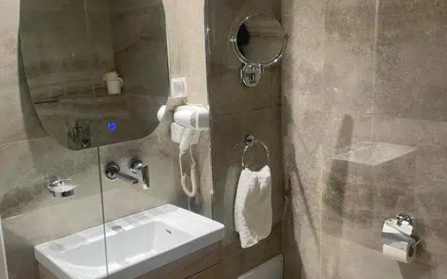 Hotel Donia