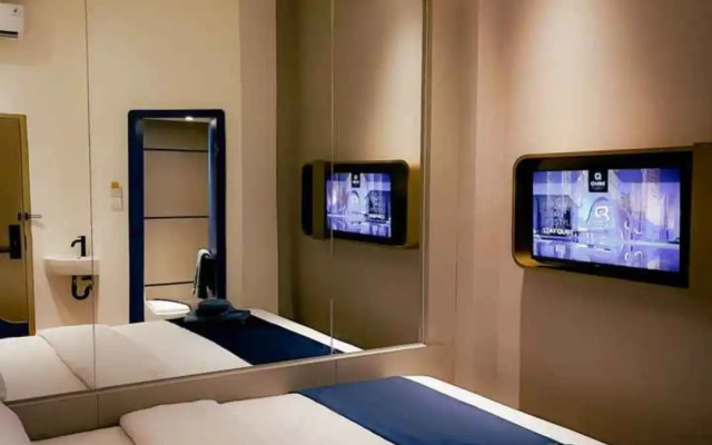 Qube Hotel by 98hospitality