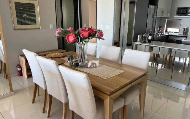 Blouberg Luxury Beachfront Apartment