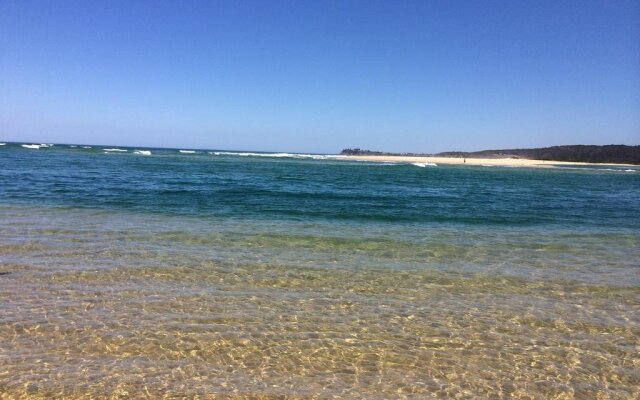 Ella May Holiday Flats