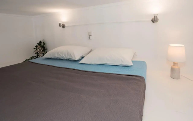 Sunny Apartment - Triovasalos
