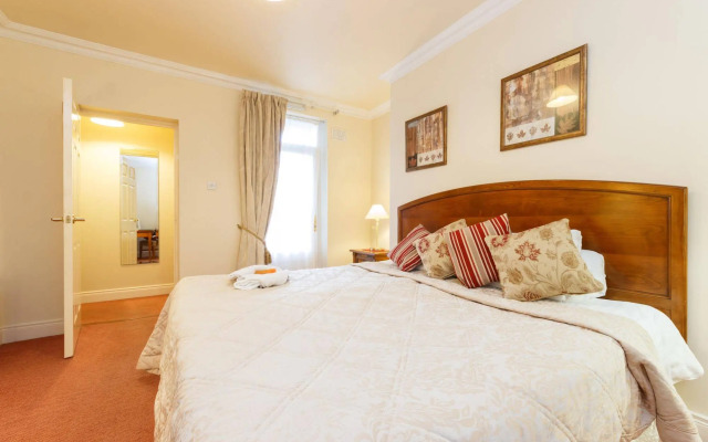 Lismar Guest House
