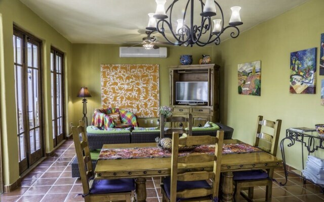 FN118-Loreto Bay-Artistic Cozy Villa