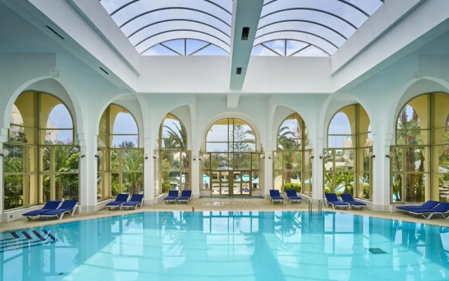 Nahrawess  & Spa Resort