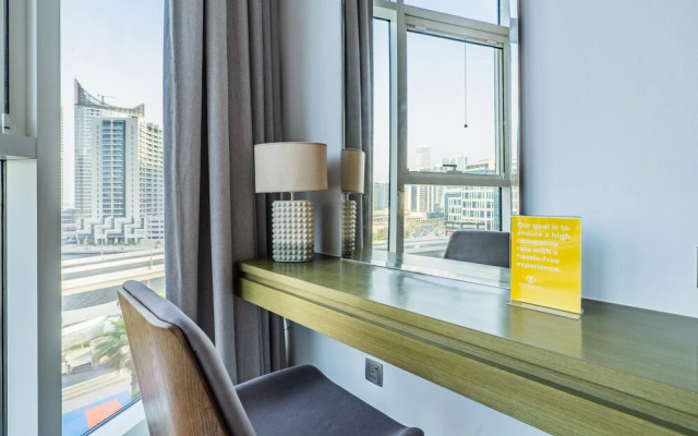 Monty - Eloquent Cozy Studio with Incredible Canal Views