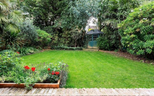 Serene In Herne Hill