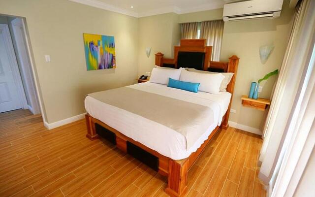 The Oasis Resort - All Inclusive