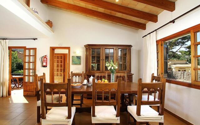 Villa - 4 Bedrooms with Pool and WiFi - 108763