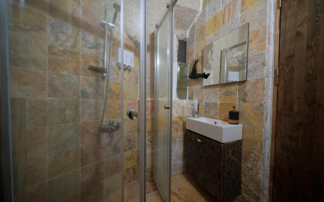 Adelya Cave Hotel