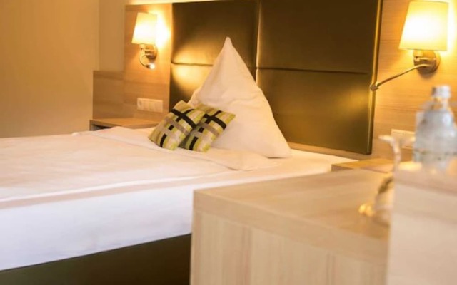 Waldhotel zum Bergsee Damme