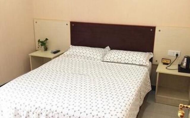 Wuhan Huashen Hotel