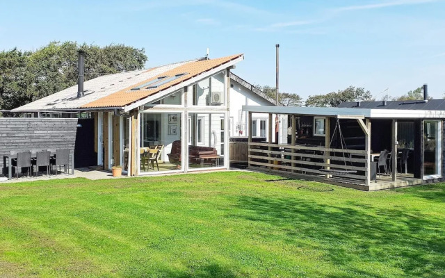 12 Person Holiday Home in Vinderup-by Traum