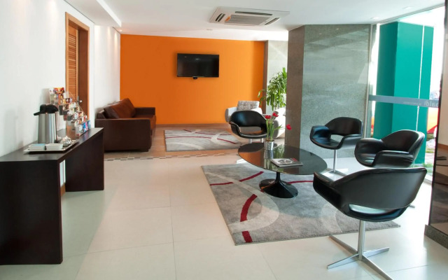 Garibaldi Business Hotel