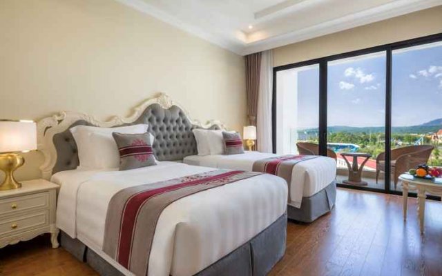 Отель Wyndham Grand Phu Quoc