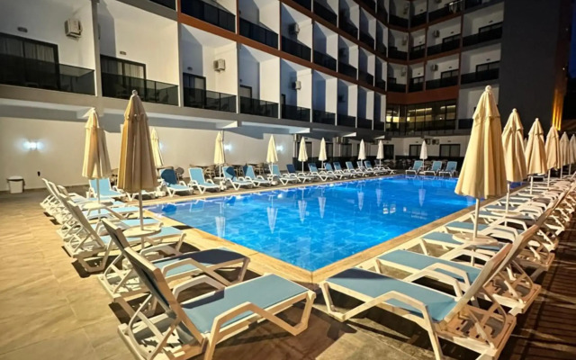 Side Golden Rock Hotel 16+ Adults Only