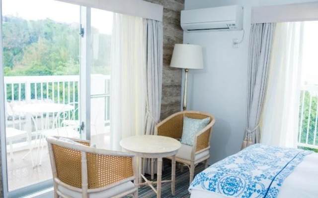 Umito Nakama – Guest Rooms – Onna