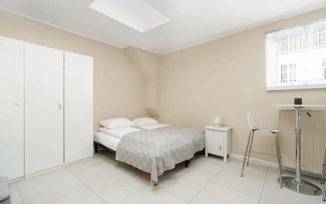 Comfortable Studio In Poznan By Renters