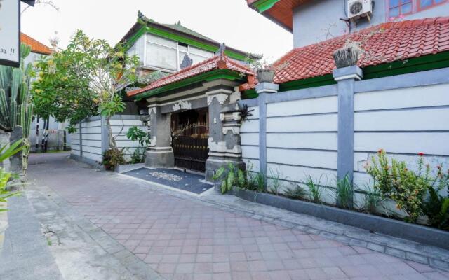 OYO 4003 Ceria Guesthouse SeminyakNearSeminyak Beach