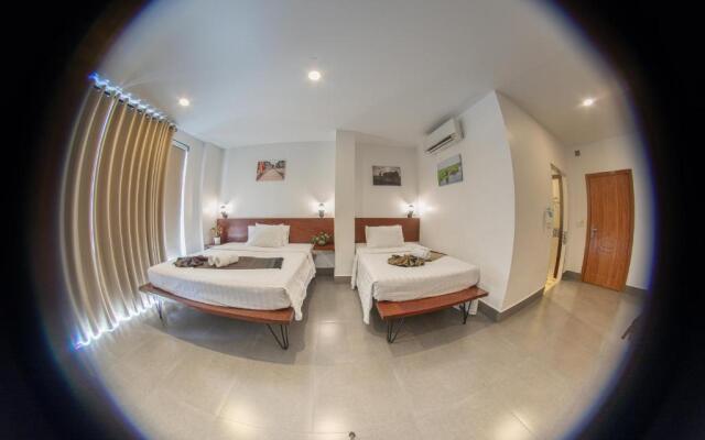 Pooltop Phnom Penh