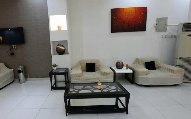 Rehana Al-Worood Khamis Mushait