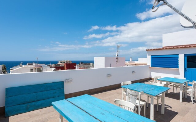 Riva Guest House Los Abrigos