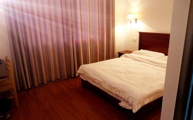 Yangshuo Yulong Inn – Guest Rooms – Guilin