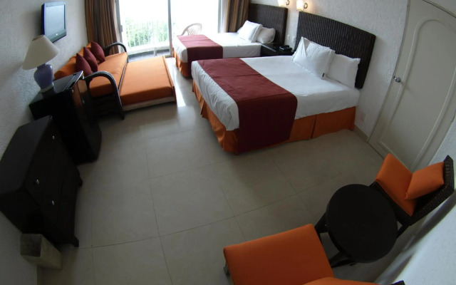 Sierra Mar All Inclusive at Tesoro