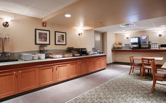 Best Western Plus Calgary Centre Inn