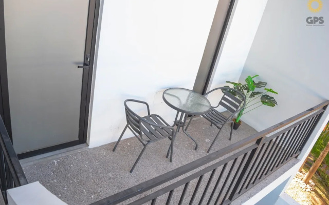 Soho Life Apartments