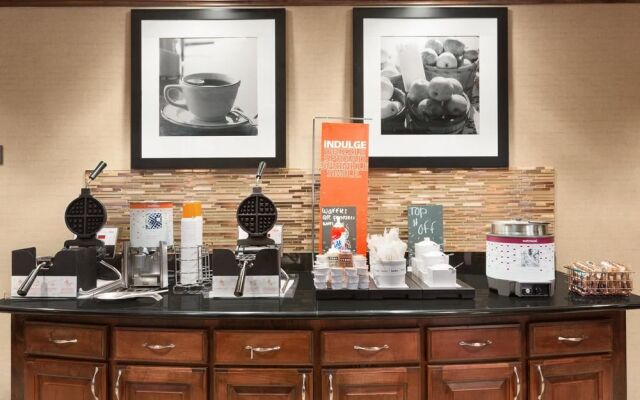 Hampton Inn & Suites Opelika - I-85 - Auburn Area