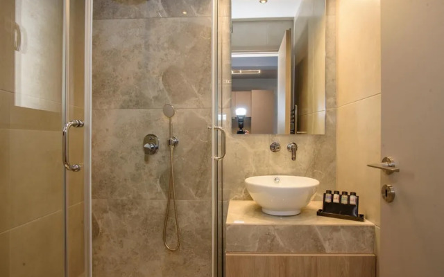 Junior Suite With Veranda Sleeps 2 Adults 2 ch