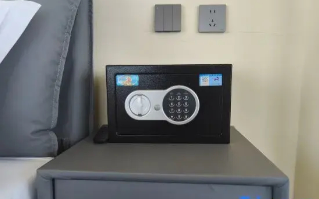 Dali Deep Blue · Ocean View Inn