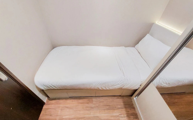 Modern Look And Comfortable 2Br Serpong Greenview Apartment
