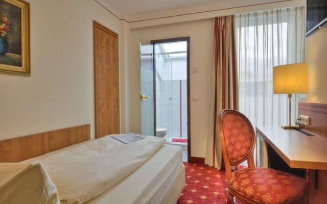 Hotel Condor