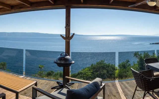 Seaside Deluxe Escape at Klenovica Camping