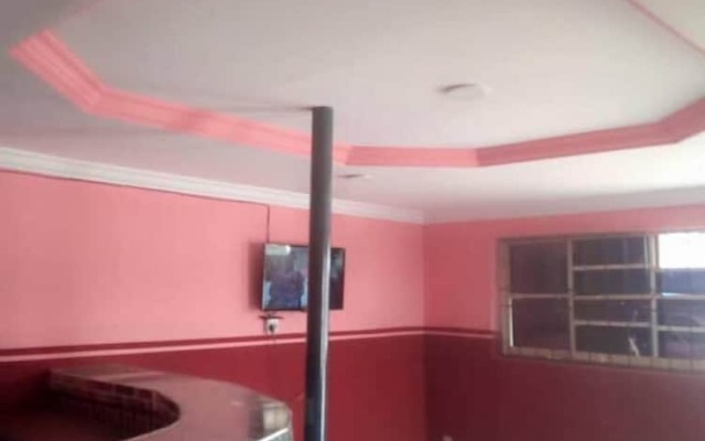 Perfecto Hotel Suites Lounge